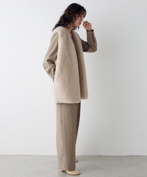 THE PAUSE（ザ ポーズ）の「【THE PAUSE】エコファーVネックジレ（ベスト・レディース・ライトベージュ/グレイッシュベージュ・FREE）」の19枚目の写真