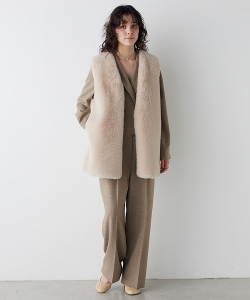 THE PAUSE（ザ ポーズ）の「【THE PAUSE】エコファーVネックジレ（ベスト・レディース・ライトベージュ/グレイッシュベージュ・FREE）」の13枚目の写真