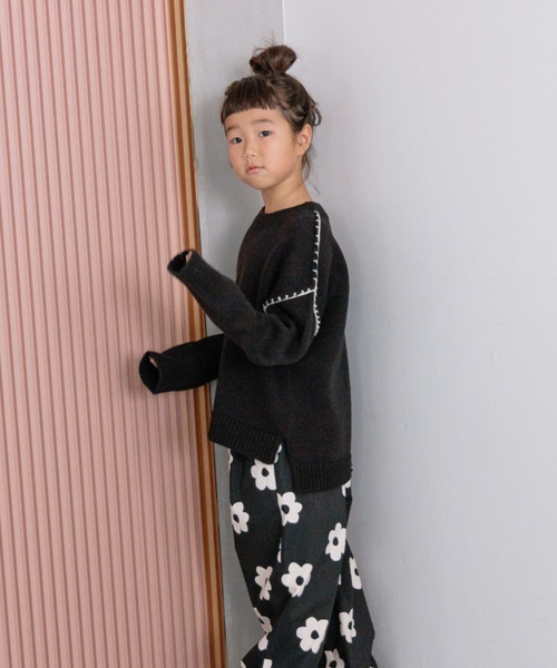 LOWRYS FARM（ローリーズファーム）の「ハイショクステッチプルオーバー　143654（ニット/セーター・キッズ・アイボリー/ブラック/チャコールグレー/オレンジ・110cm/120cm/130cm/140cm/150cm）」の9枚目の写真