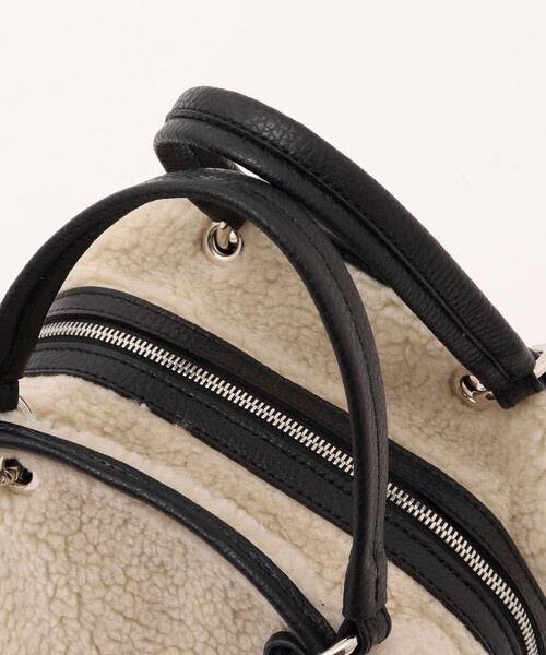 marco masi（マルコマージ）の「【MARCO MASI/ マルコマージ】エコファースクエアバッグ made in Italy（ボストンバッグ・レディース・オフホワイト・FREE）」の14枚目の写真