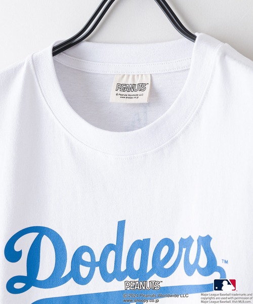 PEANUTS(ピーナッツ)の「【MLB ×PEANUTS】オリジナルデザイン Tシャツ ヤンキース ドジャース メッツ ドロップショルダー ビッグシルエット ユニセックス(Tシャツ/カットソー・メンズ・ブルー系その他2/グリーン系その他3/ベージュ系その他3/ホワイト系その他2/ベージュ系その他/グレー系その他/ホワイト系その他・X-LARGE/LARGE/MEDIUM/SMALL)」の11枚目の写真