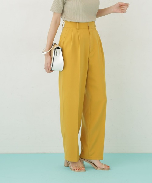 NANO universe(ナノユニバース)の「【WEB限定】ハイウエストタックワイドパンツ(その他パンツ・レディース・ベージュ/イエロー/ライトカーキ/ブラック/ブルー・マルチサイズ)」の5枚目の写真