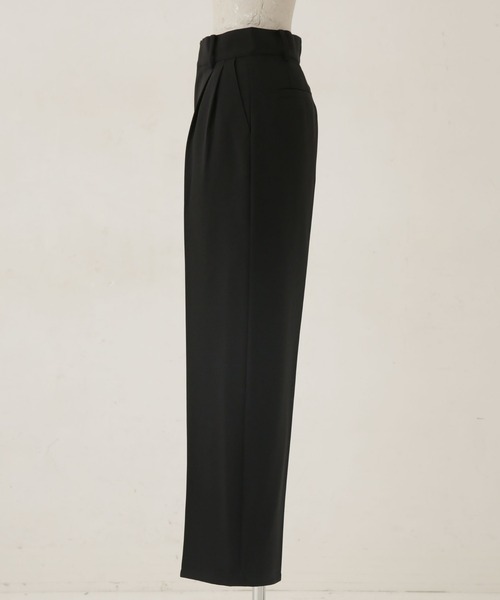 NANO universe(ナノユニバース)の「【WEB限定】ハイウエストタックワイドパンツ(その他パンツ・レディース・ベージュ/イエロー/ライトカーキ/ブラック/ブルー・マルチサイズ)」の6枚目の写真