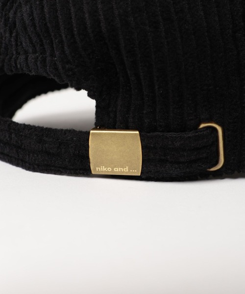 niko and...（ニコアンド）の「オリジナルアソートイニシャルキャップ（キャップ・レディース・ブラック/チャコール/グリーン/オフホワイト・FREE）」の19枚目の写真