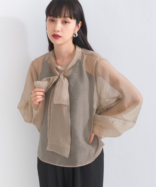 terrace(テラス)の「オーガンジーボウタイブラウス(シャツ/ブラウス・レディース・ブラック/アイボリー/グレイッシュベージュ・MEDIUM)」の1枚目の写真