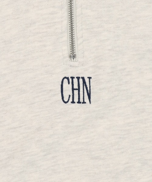 SPINNS（スピンズ）の「ワンポイント刺繍ラインリブ ハーフジップビッグスウェット（スウェット・レディース・オフホワイト/スミクロ/オートミール/ネイビー・ONESIZE）」の20枚目の写真