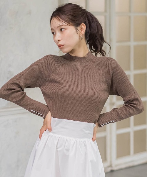 QUEENS COURT(クイーンズコート)の「袖口パールラメリブニット≪手洗い可能≫(ニット/セーター・レディース・ホワイト/ピンク/ブラウン/ライトグレー/ブラック/ブルー・M)」の19枚目の写真