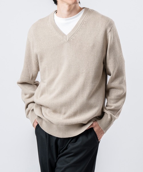 TETE（テット）の「【TETE SELECTION】［オンオフどちらのスタイルでも使える］スタンダードサイジングベーシックデザインコットンVネックニットセーター（ニット/セーター・メンズ・ベージュ/ネイビー/グレー/ブラック・MEDIUM/LARGE/X-LARGE）」の8枚目の写真