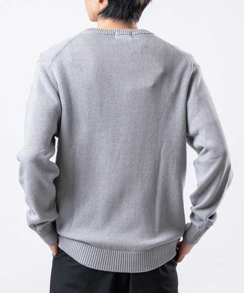 TETE（テット）の「【TETE SELECTION】［オンオフどちらのスタイルでも使える］スタンダードサイジングベーシックデザインコットンVネックニットセーター（ニット/セーター・メンズ・ベージュ/ネイビー/グレー/ブラック・MEDIUM/LARGE/X-LARGE）」の7枚目の写真