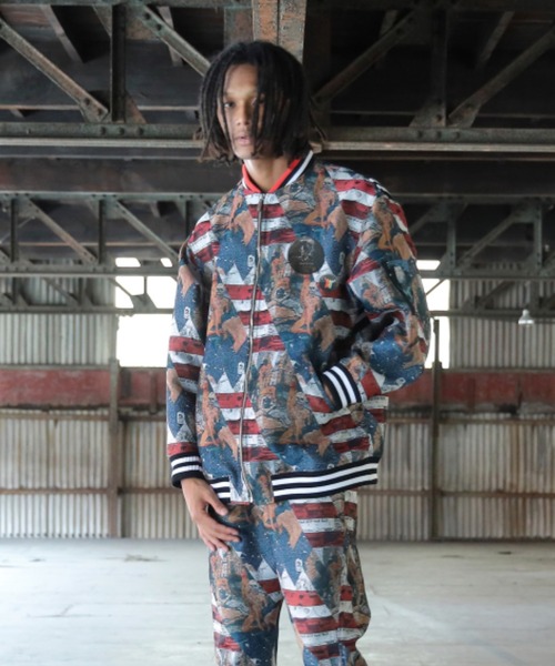 STOF(ストフ)の「STOF/ストフ/JAM JQ MA-1 Blouson(MA-1・メンズ・ブルー/ブラック・MEDIUM/SMALL)」の2枚目の写真