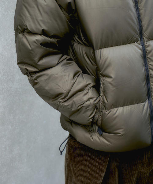 THE NORTH FACE(ザノースフェイス)の「WEB限定【THE NORTH FACE / ザ ノースフェイス】ヌプシ フーディ ND92331(その他アウター・メンズ・ブラック/カーキ・SMALL/MEDIUM/LARGE/X-LARGE)」の7枚目の写真