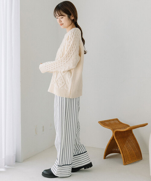 POU DOU DOU（プードゥドゥ）の「クルーネックアランニット（ニット/セーター・レディース・グレー/アイボリー/ブラウン・M）」の13枚目の写真