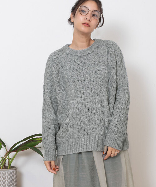 POU DOU DOU（プードゥドゥ）の「クルーネックアランニット（ニット/セーター・レディース・グレー/アイボリー/ブラウン・M）」の17枚目の写真