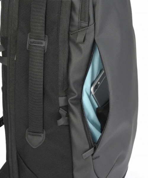 ace.(エース)の「【ace. GENE/エースジーン】 ラグレンティス バックパック 17L(20L)(バックパック/リュック・メンズ・ブラック・FREE)」の8枚目の写真