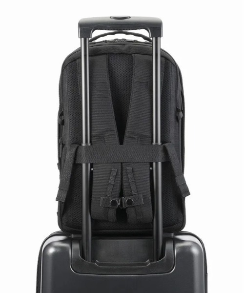 ace.(エース)の「【ace. GENE/エースジーン】 ラグレンティス バックパック 17L(20L)(バックパック/リュック・メンズ・ブラック・FREE)」の16枚目の写真