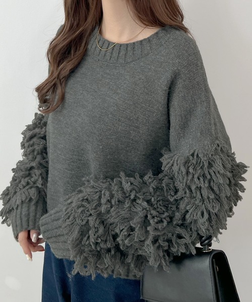 Futier land（フューティアランド）の「存在感に目が留まる。袖フリンジニットプルオーバー（ニット/セーター・レディース・アイボリー/ブラウン/チャコールグレー・FREE）」の5枚目の写真