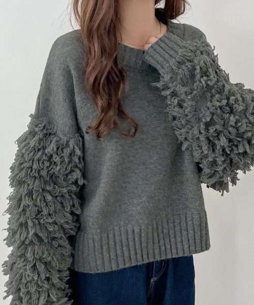 Futier land（フューティアランド）の「存在感に目が留まる。袖フリンジニットプルオーバー（ニット/セーター・レディース・アイボリー/ブラウン/チャコールグレー・FREE）」の7枚目の写真