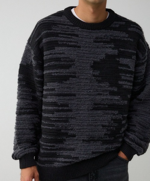 AZUL by moussy（アズールバイマウジー）の「モザイクジャガードニット（ニット/セーター・メンズ・ピンク系その他/ブラック系その他/ホワイト系その他/グリーン系その他・FREE）」の2枚目の写真