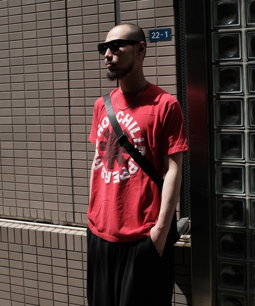 THRIFTY LOOK（スリフティールック）の「THRIFTY LOOK / スリフティールック THRIFTY 'RED HOT CHILI PEPPERS' TEE レッドホットチリペッパーズ（Tシャツ/カットソー・メンズ・レッド/ブラック/ブラック系1・X-LARGE/LARGE/MEDIUM）」の22枚目の写真
