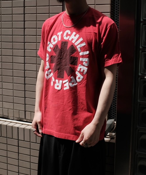 THRIFTY LOOK（スリフティールック）の「THRIFTY LOOK / スリフティールック THRIFTY 'RED HOT CHILI PEPPERS' TEE レッドホットチリペッパーズ（Tシャツ/カットソー・メンズ・レッド/ブラック/ブラック系1・X-LARGE/LARGE/MEDIUM）」の11枚目の写真