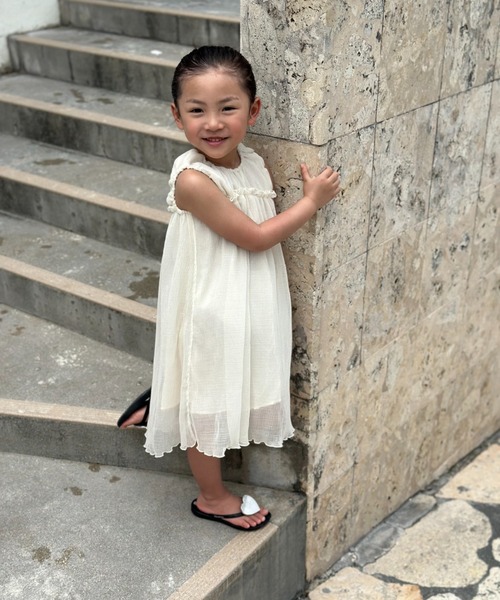 TARKER（ターカー）の「シフォンワンピース（ワンピース・キッズ・ブラック/オフホワイト・100/90/150/140/130/120/110）」の10枚目の写真