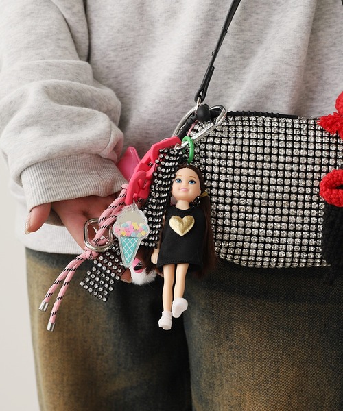 お人形 ボリュームキーホルダー チャーム（キーホルダー）｜ROOPTOKYO