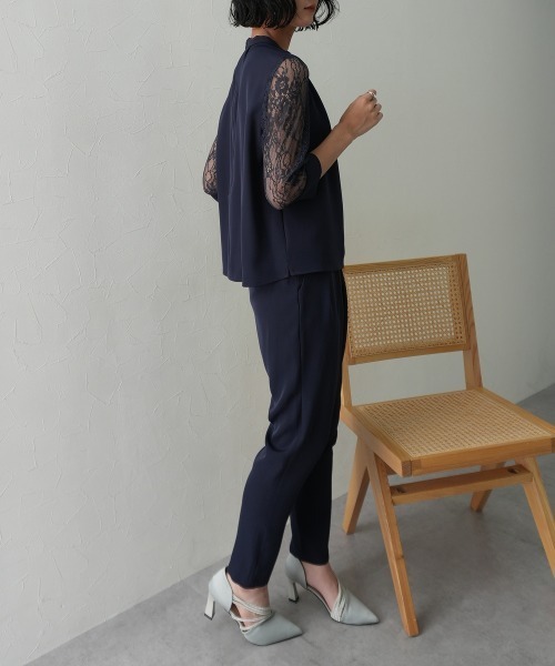 Jolie et Jolie（ジョリーエジョリー）の「フロントプリーツブラウス＋サルエルパンツセットアップドレス（パンツドレス・レディース・ブラック/モカ/ネイビー・M/L/LL/3L/5L/4L）」の8枚目の写真