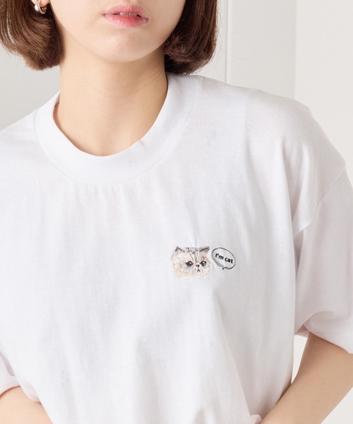 SETUP7（セットアップセブン）の「【I'm cat】ワンポイント猫刺繍Tシャツ ネコTシャツ（Tシャツ/カットソー・レディース・ホワイト/ホワイト系その他3/ブラック系1/ブラック系その他4/ホワイト系その他2/ホワイト系その他4/ブラック系その他3/ホワイト系1/ブラック/ブラック系その他2・S/M）」の2枚目の写真
