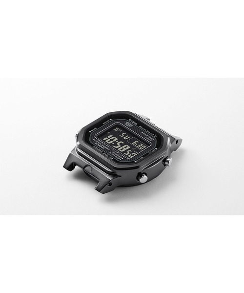 G-SHOCK(ジーショック)の「電波ソーラー / GW-5000HS-7JF(デジタル腕時計・メンズ・ホワイト×ブラック・FREE)」の8枚目の写真