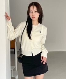 A'GEM/9 × .kom 『muah muah/ムーアムーア』 LOGO STITCH ROUND CARDIGAN/ロゴステッチ ラウンド カーディガン