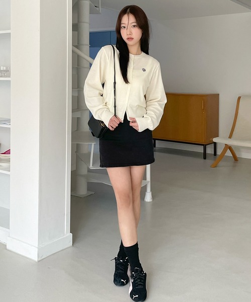 muahmuah(ムーアムーア)の「A'GEM/9 × .kom 『muah muah/ムーアムーア』 LOGO STITCH ROUND CARDIGAN/ロゴステッチ ラウンド カーディガン(カーディガン/ボレロ・レディース・ピンク/グレー/ブラック/アイボリー・FREE)」の6枚目の写真