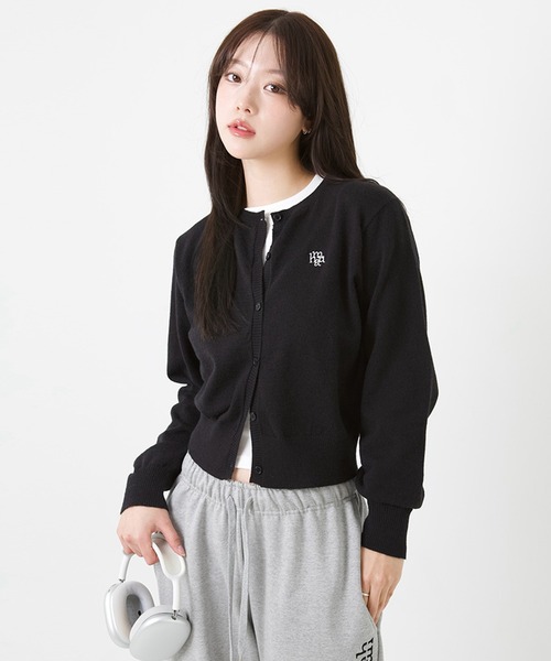 muahmuah(ムーアムーア)の「A'GEM/9 × .kom 『muah muah/ムーアムーア』 LOGO STITCH ROUND CARDIGAN/ロゴステッチ ラウンド カーディガン(カーディガン/ボレロ・レディース・ピンク/グレー/ブラック/アイボリー・FREE)」の9枚目の写真