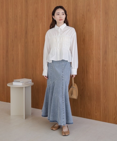 Bab（バブ）の「シャーリング ビスチェ風デザインシャツ（シャツ/ブラウス・レディース・サックスブルー/ピンク/オフホワイト・M）」の5枚目の写真