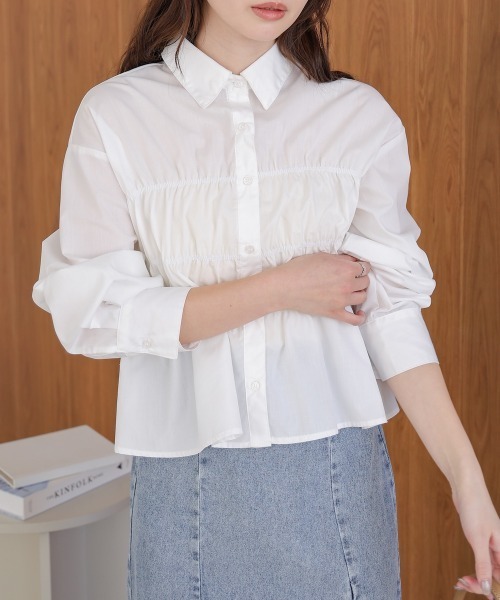 Bab（バブ）の「シャーリング ビスチェ風デザインシャツ（シャツ/ブラウス・レディース・サックスブルー/ピンク/オフホワイト・M）」の4枚目の写真