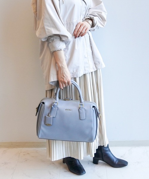 Jewelna Rose(ジュエルナローズ)の「ホリー・ボストンバッグ M 16194(ボストンバッグ・レディース・オフホワイト/ブルー/ブラック・FREE)」の3枚目の写真