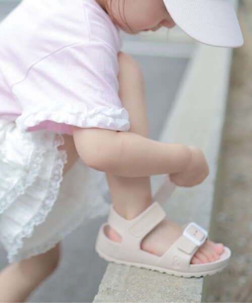 apres les cours(アプレレクール)の「EVAサンダル(サンダル・キッズ・ピンク/ベージュ/チャコール/アイボリー/サックスブルー・13/14/15 /16/17/18/19/20/21)」の11枚目の写真