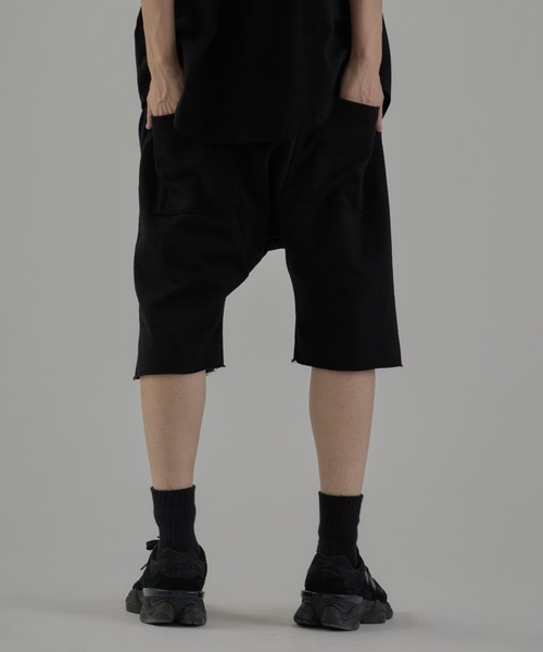 ROOPTOKYO（ループトウキョウ）の「Cut-off Design Sarouel Pants / サニエル風スウェットパンツ（スウェットパンツ・メンズ・グレー/ブラック・M/L/XL）」の2枚目の写真