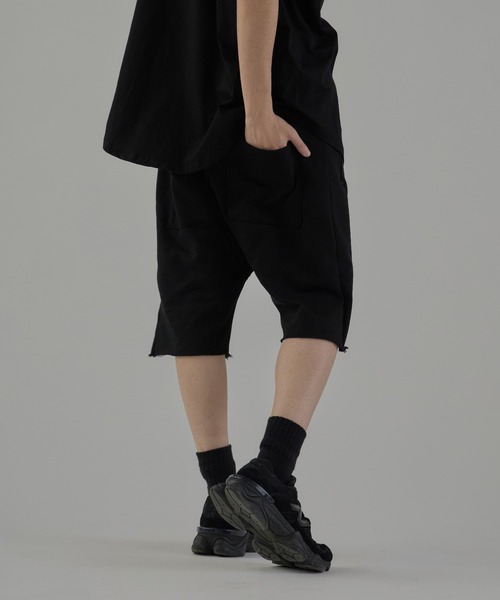 ROOPTOKYO（ループトウキョウ）の「Cut-off Design Sarouel Pants / サニエル風スウェットパンツ（スウェットパンツ・メンズ・グレー/ブラック・M/L/XL）」の16枚目の写真