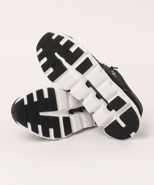On(オン)の「【On】Cloud 6(スニーカー・レディース・ブラック・23cm/25cm/24.5cm/24cm/23.5cm/25.5)」の3枚目の写真
