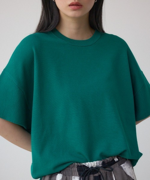 AZUL by moussy(アズールバイマウジー)の「クルーネックルーズニット(ニット/セーター・レディース・ブラック/ピンク系その他/アイボリー/グリーン・FREE)」の4枚目の写真