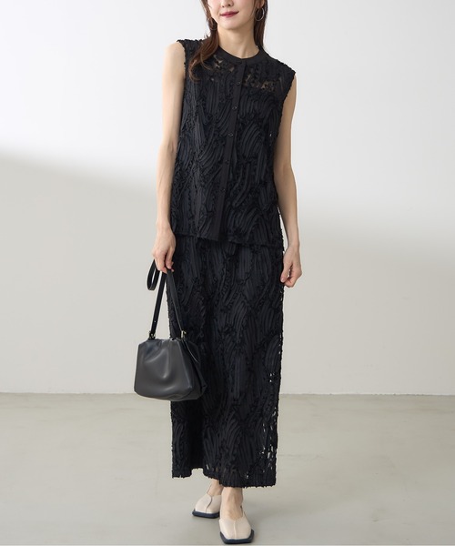 &. NOSTALGIA（アンドドットノスタルジア）の「【ZOZO限定】ラインレースストレートスカート（スカート・レディース・アイボリー/ブラック・M）」の4枚目の写真