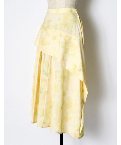 RUMCHE(ラムシェ)の「Crystal Flower Paint Skirt / クリスタルフラワーペイントスカート(スカート・レディース・ネイビー/イエロー・SMALL/MEDIUM)」の5枚目の写真