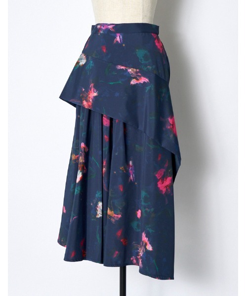 RUMCHE(ラムシェ)の「Crystal Flower Paint Skirt / クリスタルフラワーペイントスカート(スカート・レディース・ネイビー/イエロー・SMALL/MEDIUM)」の11枚目の写真