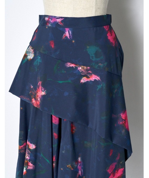 RUMCHE(ラムシェ)の「Crystal Flower Paint Skirt / クリスタルフラワーペイントスカート(スカート・レディース・ネイビー/イエロー・SMALL/MEDIUM)」の16枚目の写真
