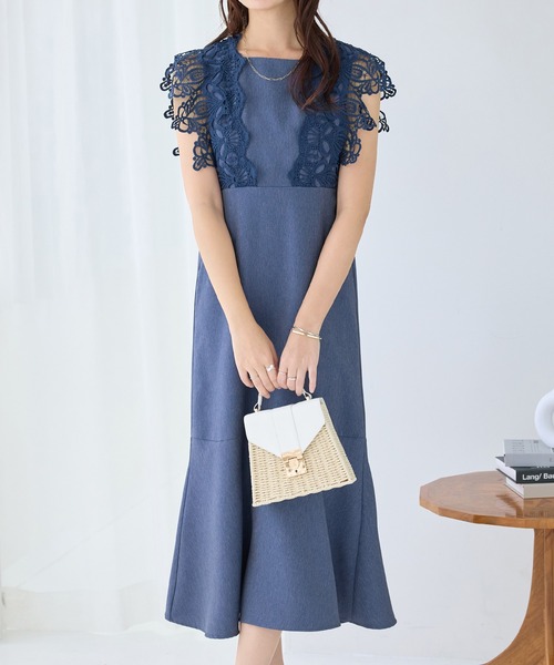 alotta(アロッタ)の「フラワーレースデザイン華やか上品ワンピ(ワンピース・レディース・ブルー/サックスブルー・L/M/LL)」の12枚目の写真