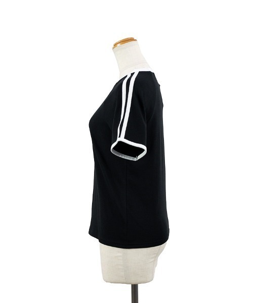 CLOTHY(クロシィ)の「【大人も着やすいスポーティトップス♪】配色ラインパイピングT(Tシャツ/カットソー・レディース・アイボリー/ブラック/チャコールグレー/オフホワイト・LARGE/MEDIUM)」の12枚目の写真