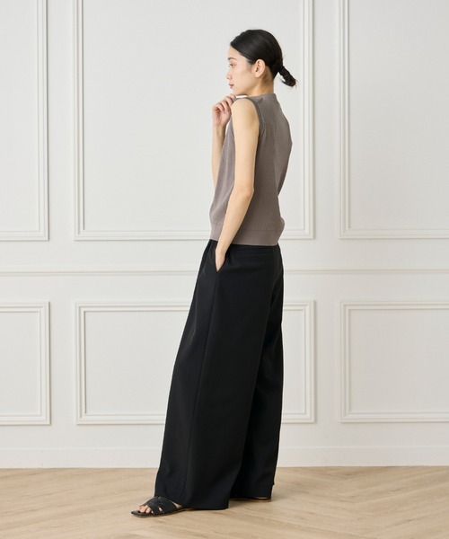 INED(イネド)の「1/28 Good Mood ノースリーブワイドリブニット(ニット/セーター・レディース・オフホワイト/カーキ/ネイビー/オレンジ・9号)」の6枚目の写真