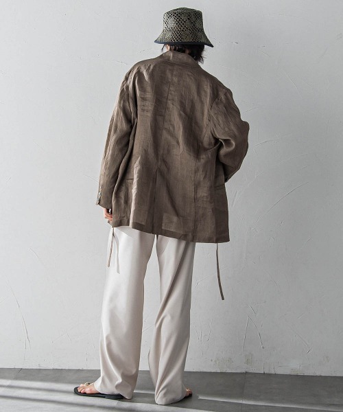 MAYSON GREY(メイソングレイ)の「ペーパーリネンダブルブレストジャケット≪手洗い可能≫(ダウンジャケット/コート・レディース・オフホワイト/ブラウン・M)」の5枚目の写真