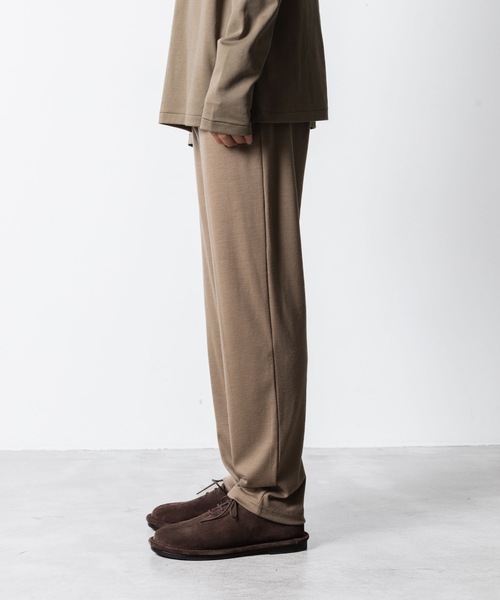 ATTACHMENT(アタッチメント)の「1/60 ウールスムース スリムフィット ラウンジトラウザーズ / 1/60 WOOL SMOOTH SLIM FIT LOUNGE TROUSERS(その他パンツ・メンズ・ネイビー/ブラック/キャメル・3/2/1)」の9枚目の写真