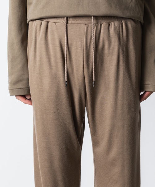 ATTACHMENT(アタッチメント)の「1/60 ウールスムース スリムフィット ラウンジトラウザーズ / 1/60 WOOL SMOOTH SLIM FIT LOUNGE TROUSERS(その他パンツ・メンズ・ネイビー/ブラック/キャメル・3/2/1)」の12枚目の写真